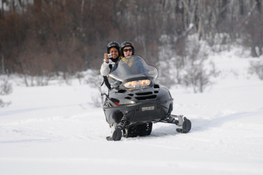 Paseos en motos de nieve