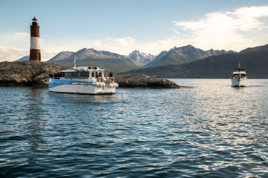 Navegar por el Canal Beagle