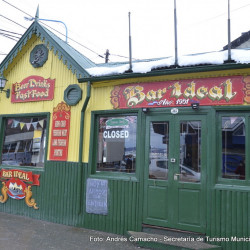 Bar Ideal