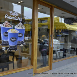 Heladería  y Confitería Freddo